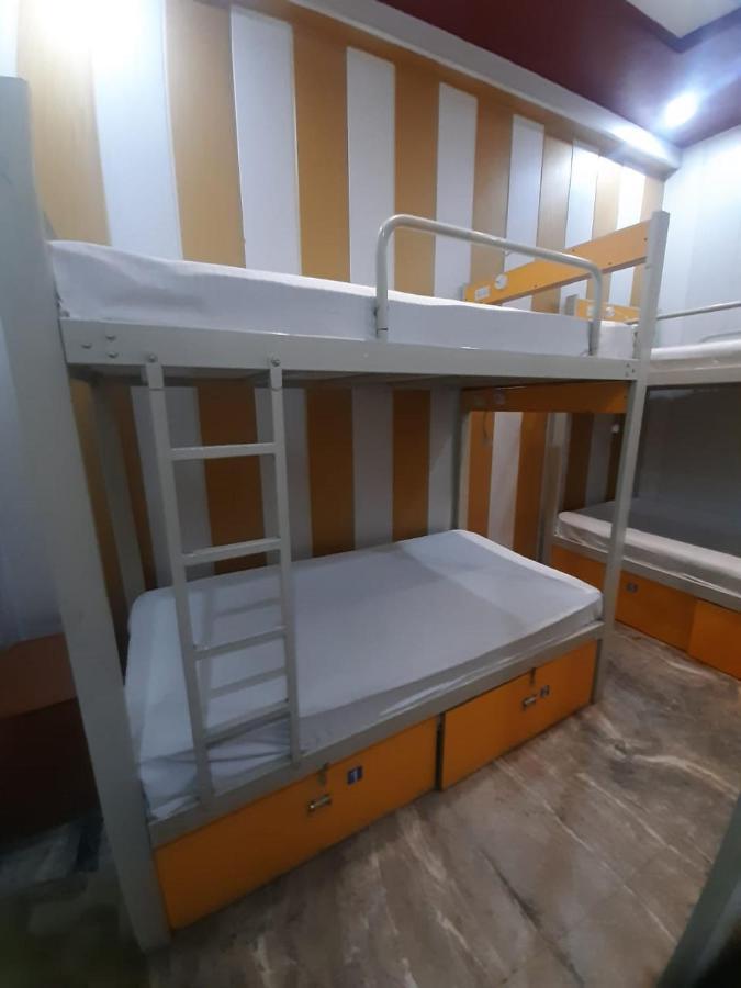 Friends Guest House & Hostel Agra  Ngoại thất bức ảnh