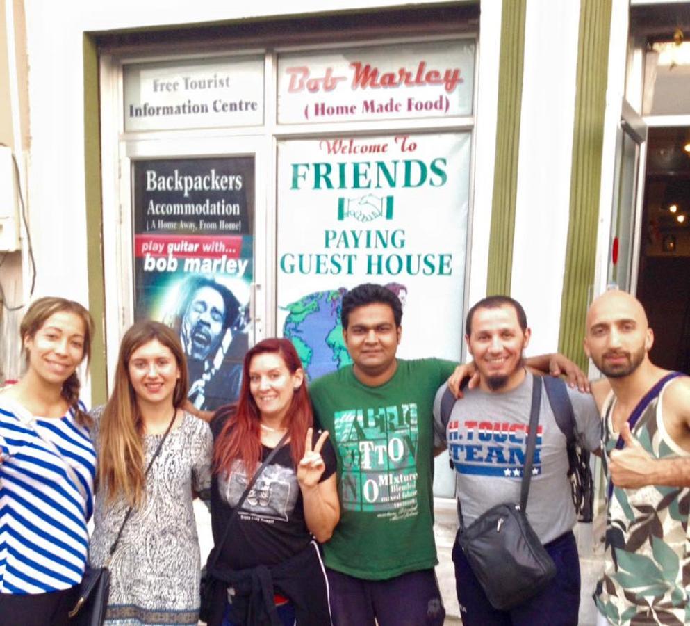 Friends Guest House & Hostel Agra  Ngoại thất bức ảnh