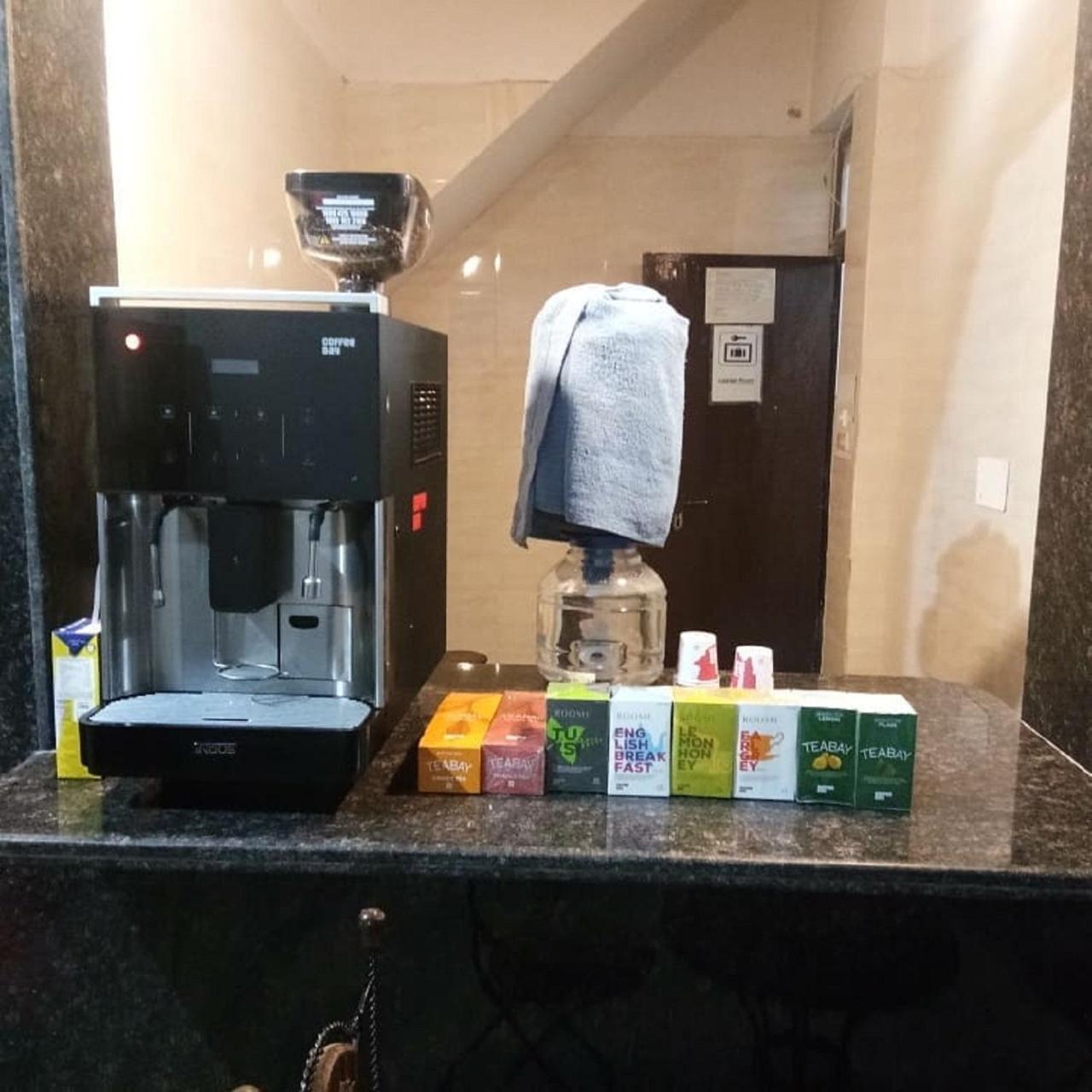 Friends Guest House & Hostel Agra  Ngoại thất bức ảnh