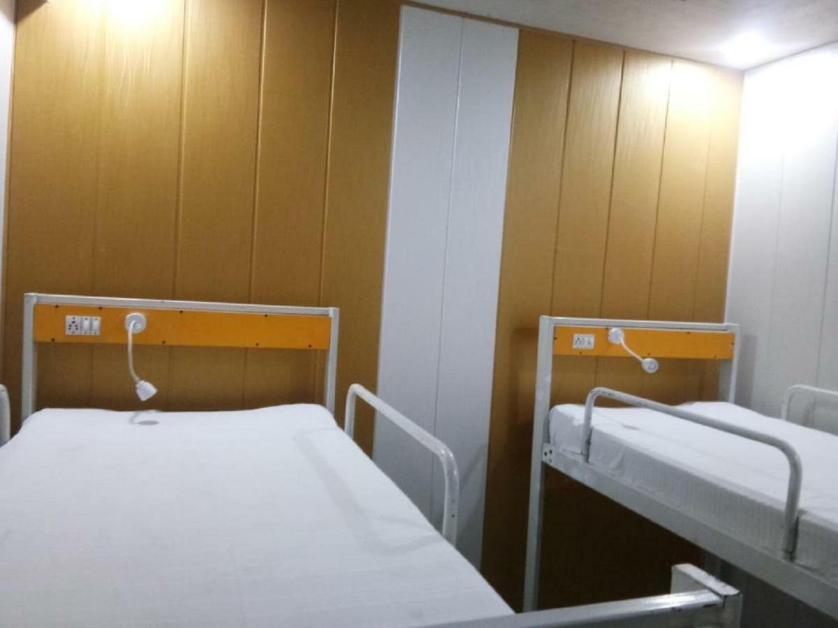 Friends Guest House & Hostel Agra  Ngoại thất bức ảnh