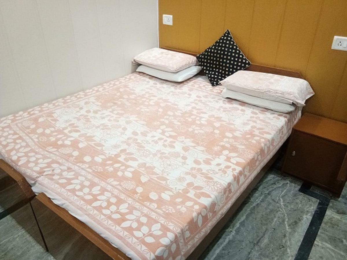 Friends Guest House & Hostel Agra  Ngoại thất bức ảnh