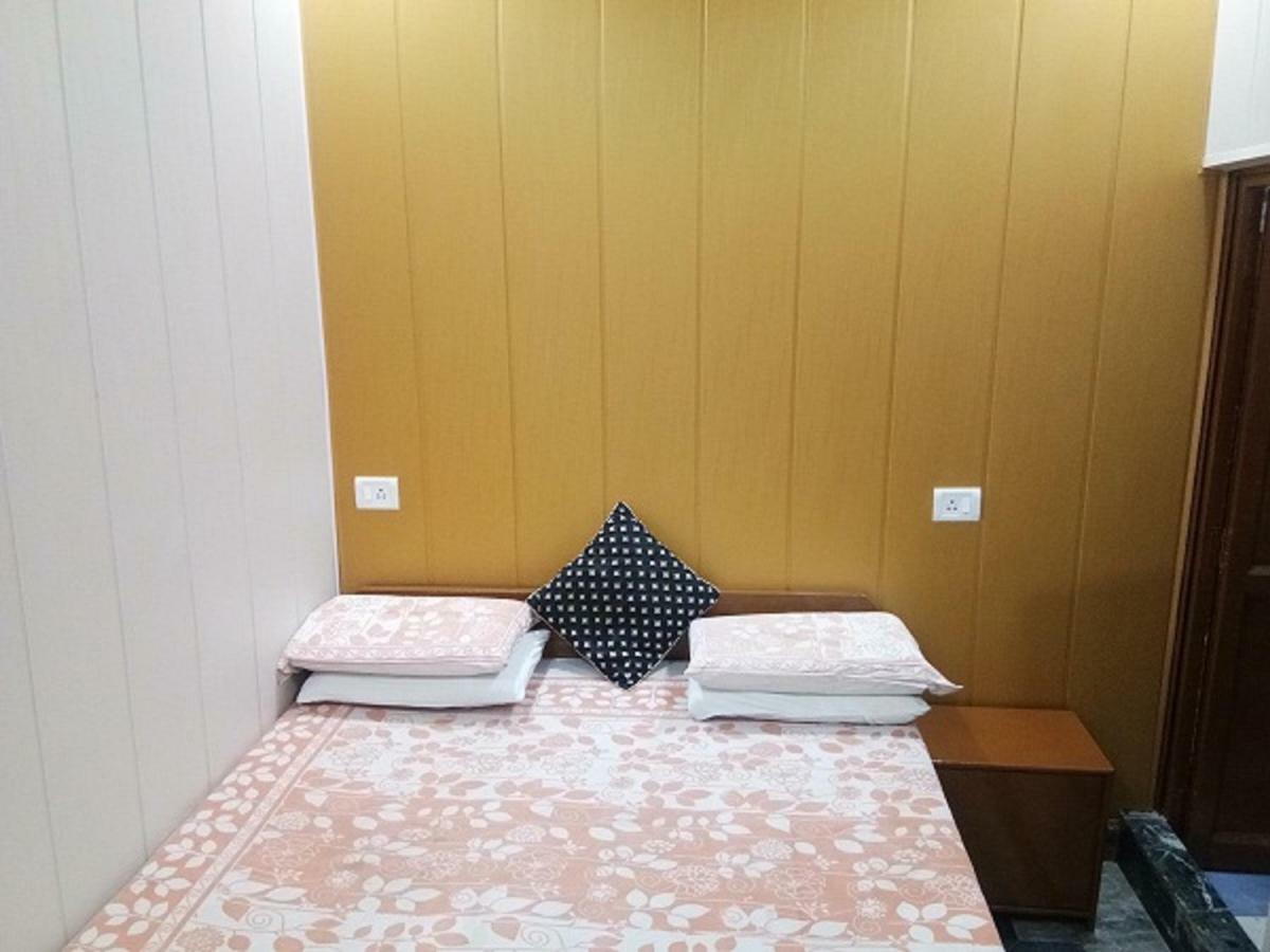 Friends Guest House & Hostel Agra  Ngoại thất bức ảnh