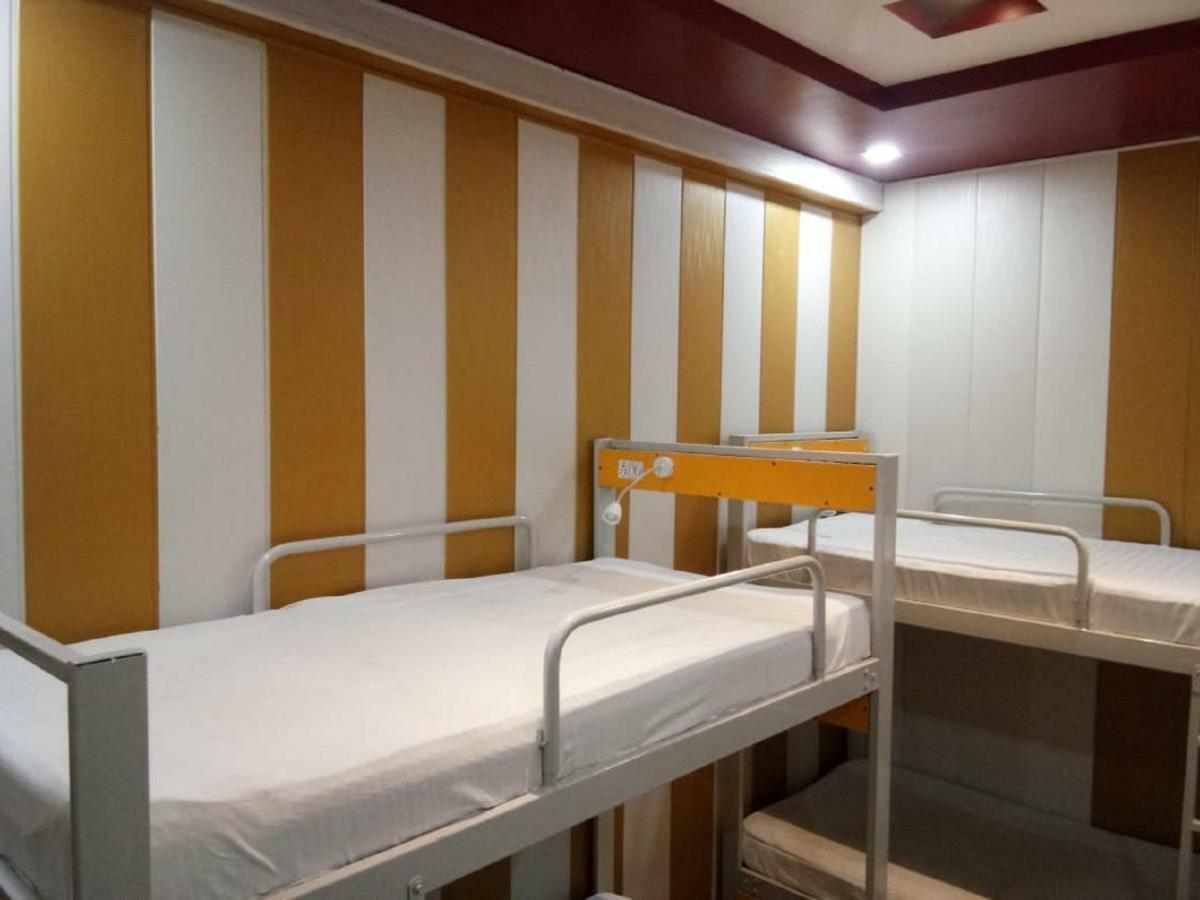 Friends Guest House & Hostel Agra  Ngoại thất bức ảnh