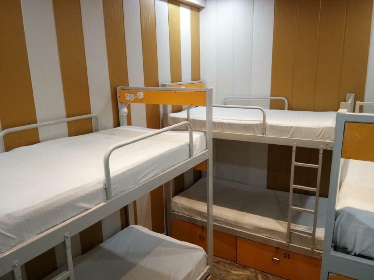 Friends Guest House & Hostel Agra  Ngoại thất bức ảnh