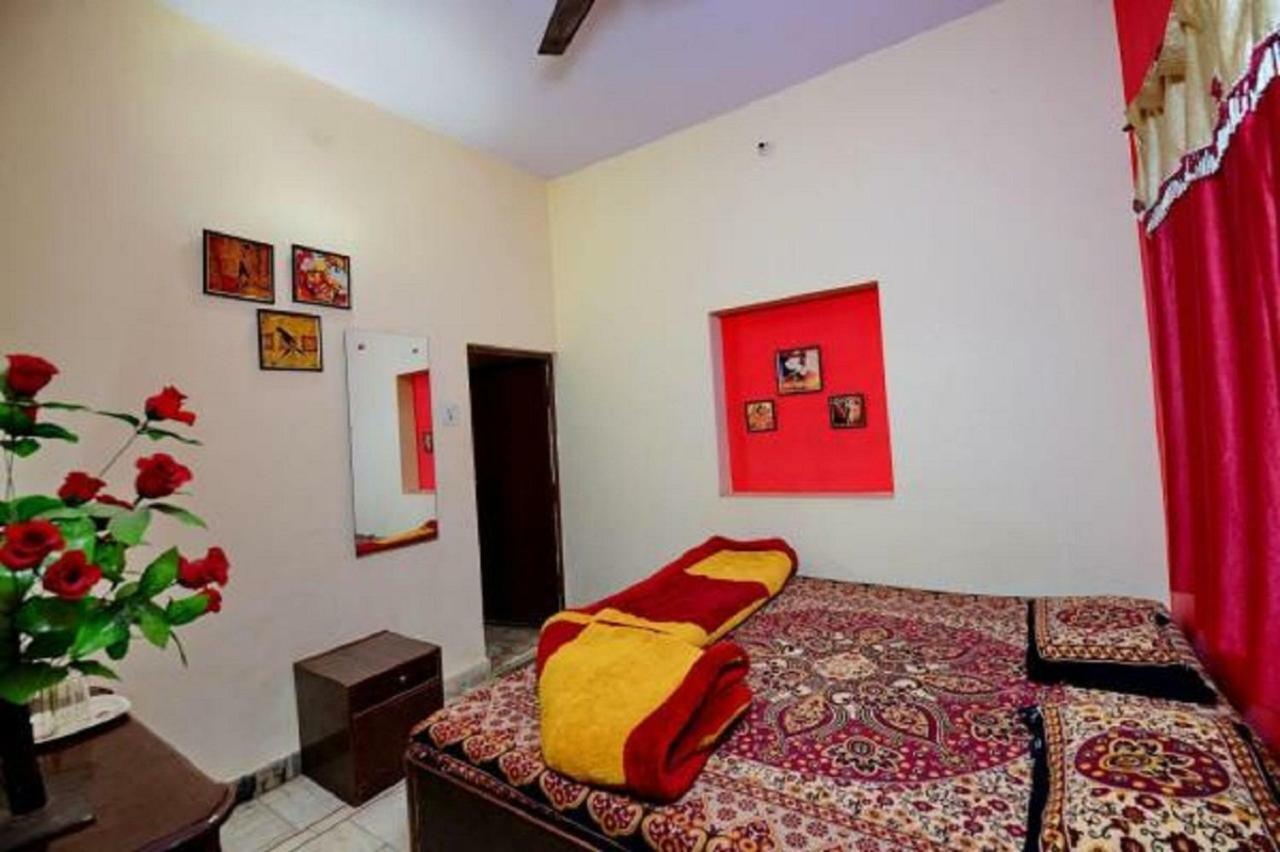 Friends Guest House & Hostel Agra  Ngoại thất bức ảnh