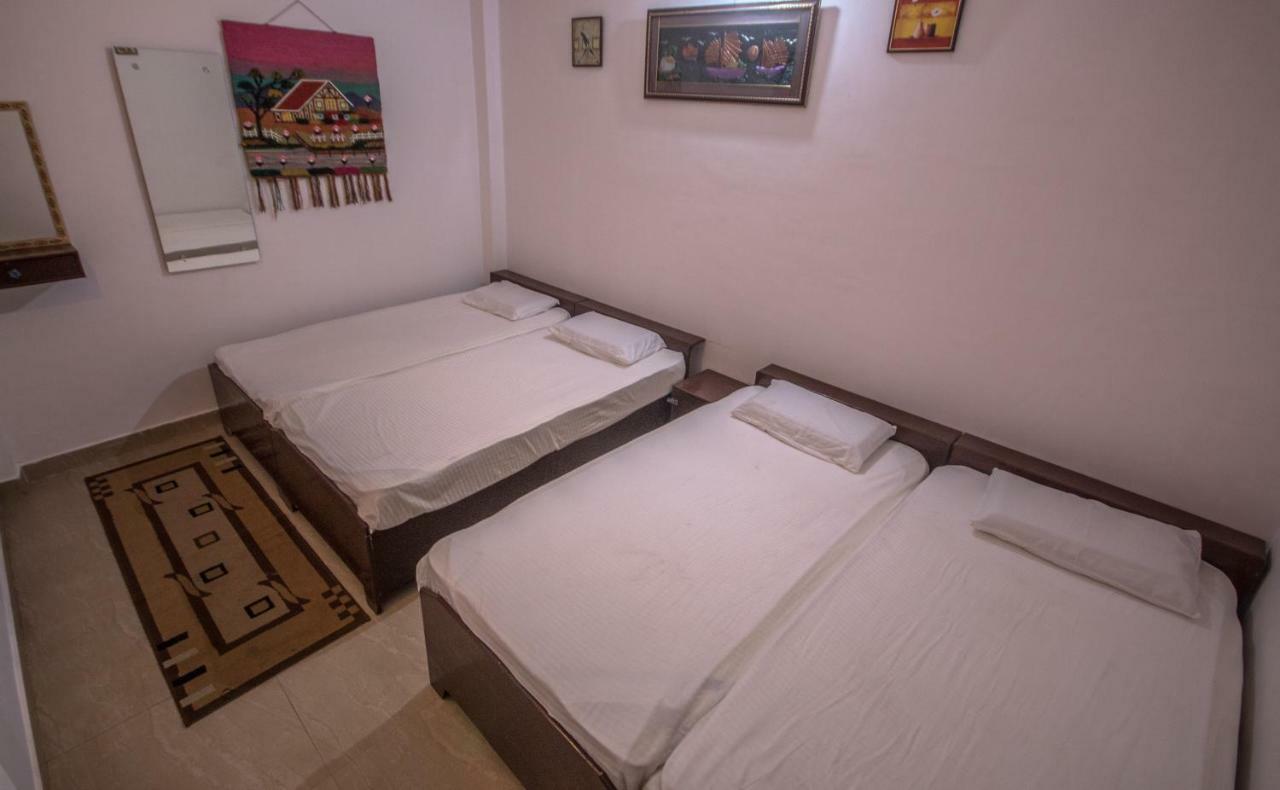 Friends Guest House & Hostel Agra  Ngoại thất bức ảnh